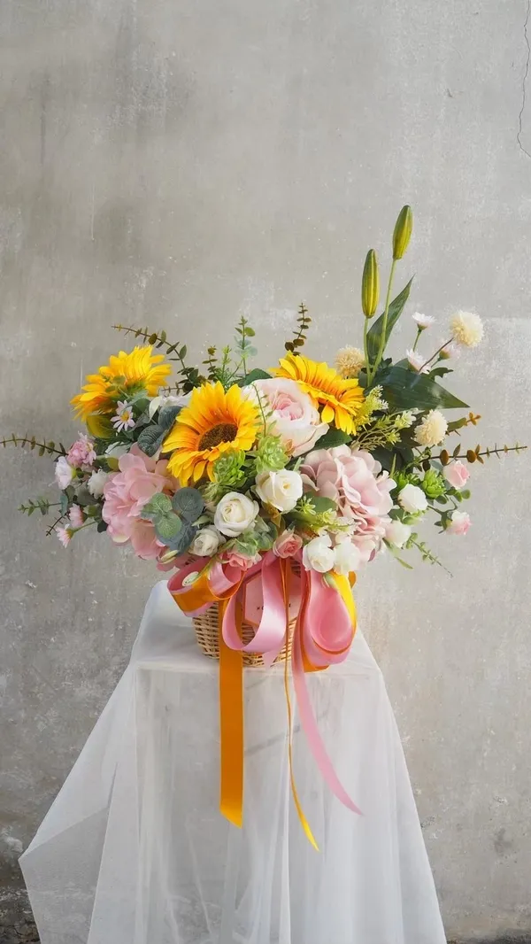 กระเช้าดอกไม้ 